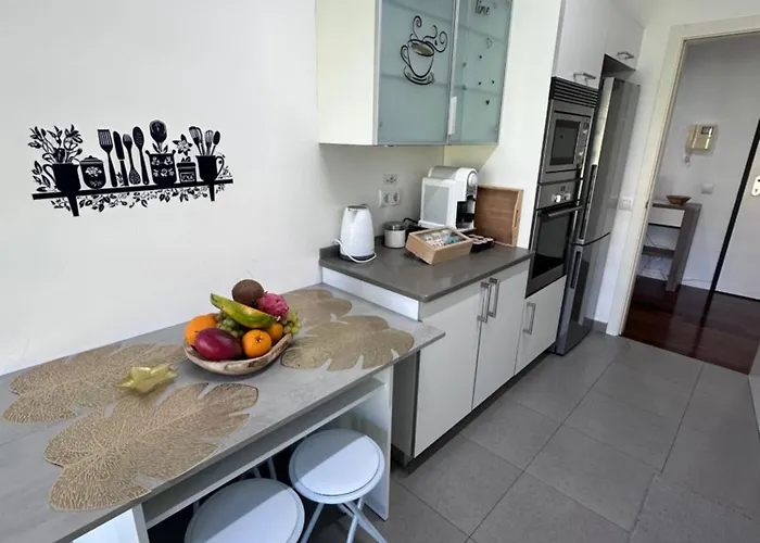 Heart Of Madeira Seaside Apartment